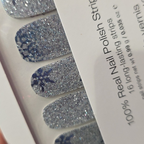 Color Street Ice Ice Maybe Nail Strips - Picture 2 of 3